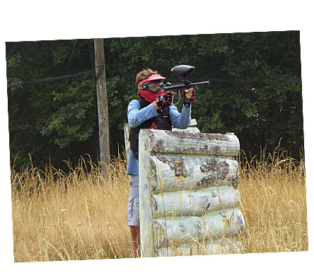 joueur de paintball qui vise